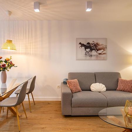 Mq Suites Veronica Valdepeñas Exteriör bild