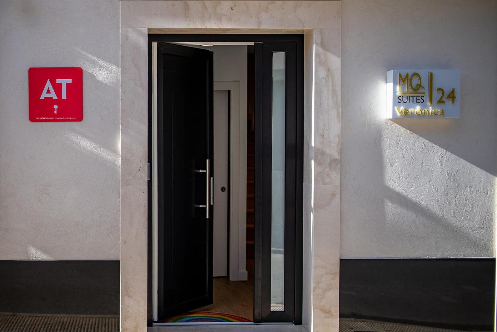 Mq Suites Veronica Valdepeñas Exteriör bild
