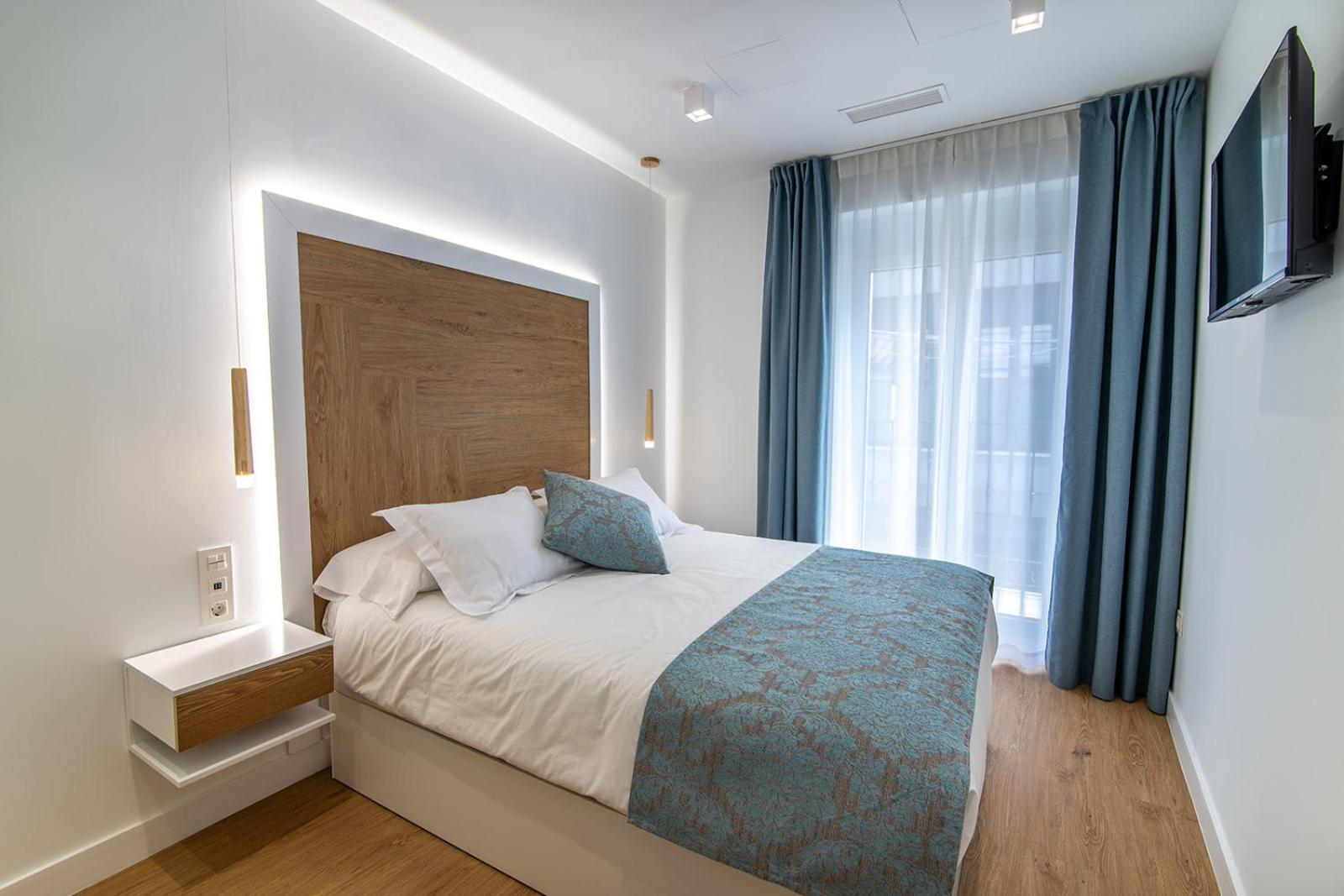 Mq Suites Veronica Valdepeñas Exteriör bild