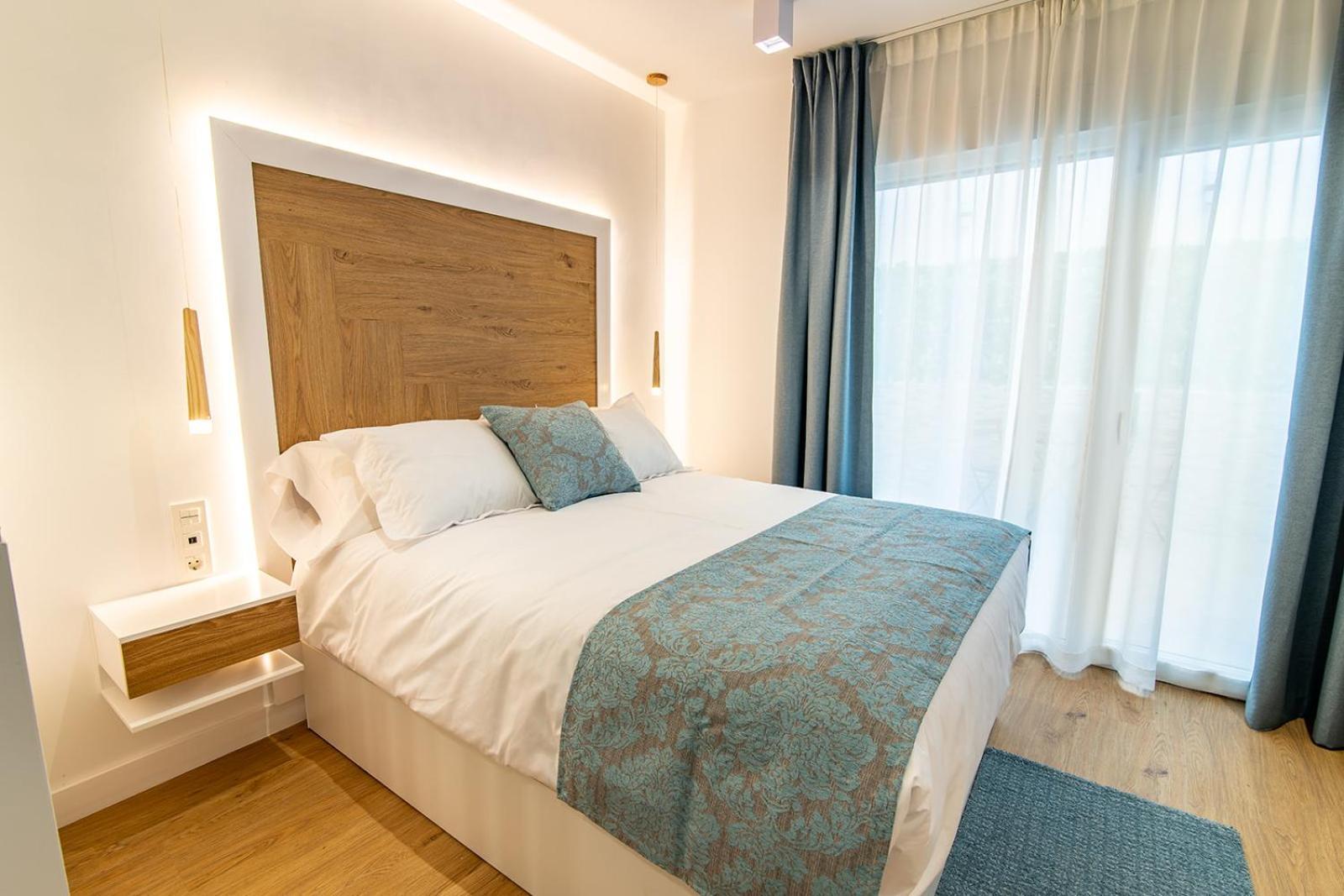 Mq Suites Veronica Valdepeñas Exteriör bild